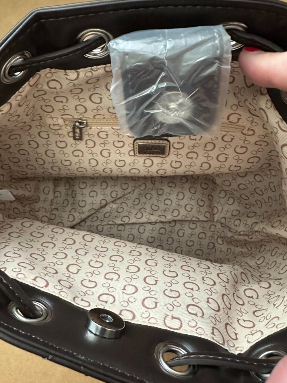 Brand New with Tags GUESS Quilted Drawstring Bucket Crossbody Bag in Brown - Picture 6 of 12